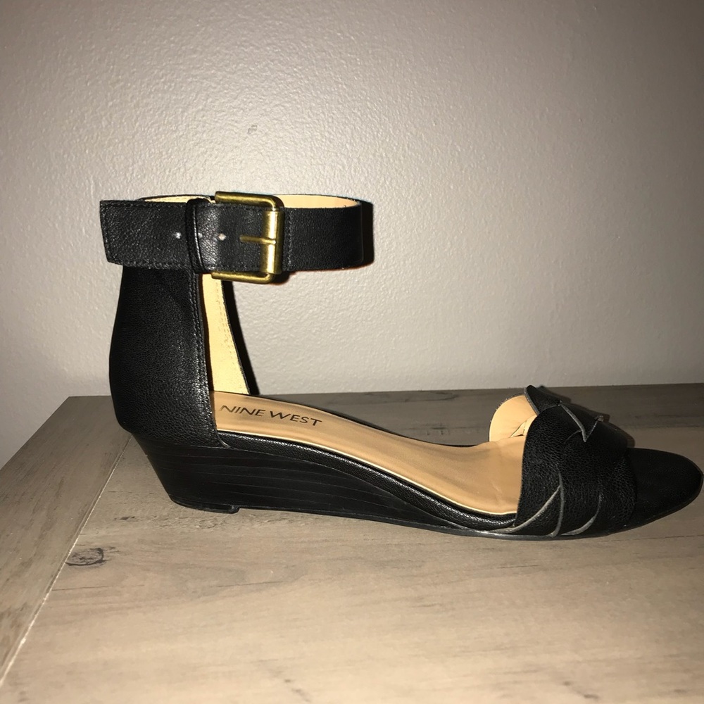 NINE WEST Sandals 6